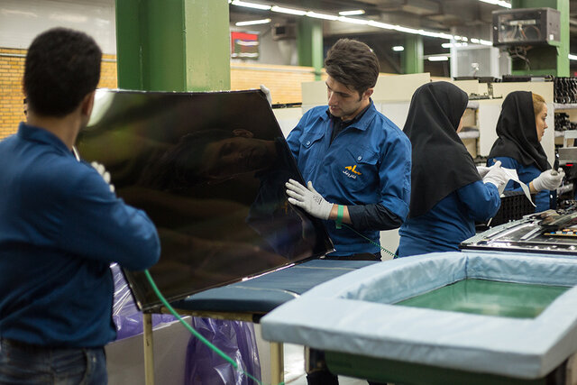 پنجه قاچاق تلویزیون برگلوی تولیدکنندگان پنجه قاچاق تلویزیون برگلوی تولیدکنندگان