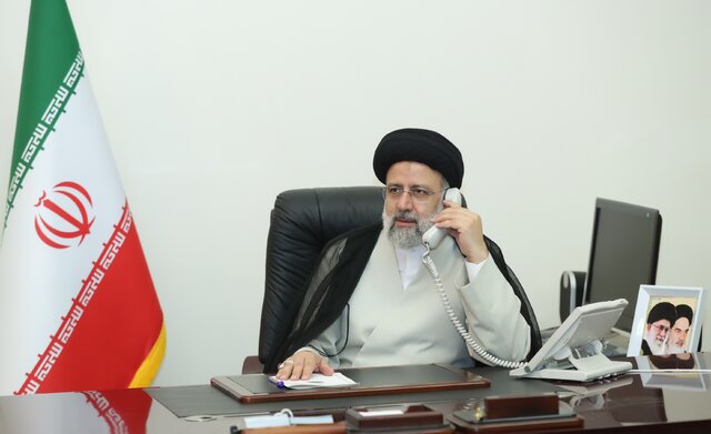 تماس تلفنی رییس جمهور با وزیر بهداشت و استاندار خراسان رضوی تماس تلفنی رییس جمهور با وزیر بهداشت و استاندار خراسان رضوی