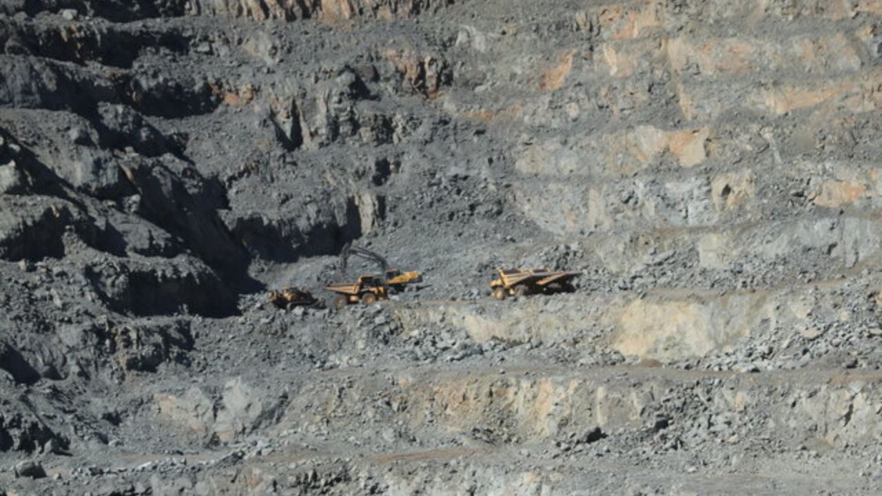 ۲۰۳ هزار کیلومتر مربع از مساحت معدنی کشور آزادسازی می‌شود