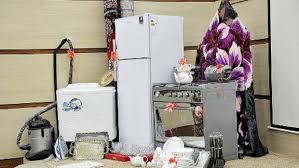 ۱۰ فقره جهیزیه در قصرشیرین به نوعروسان اهدا شد