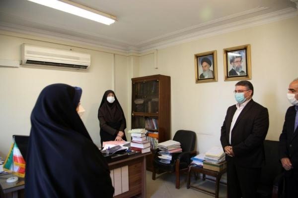 به مردم در مورد پزشک نماها اطلاعرسانی شفاف شود به مردم در مورد پزشک نماها اطلاعرسانی شفاف شود