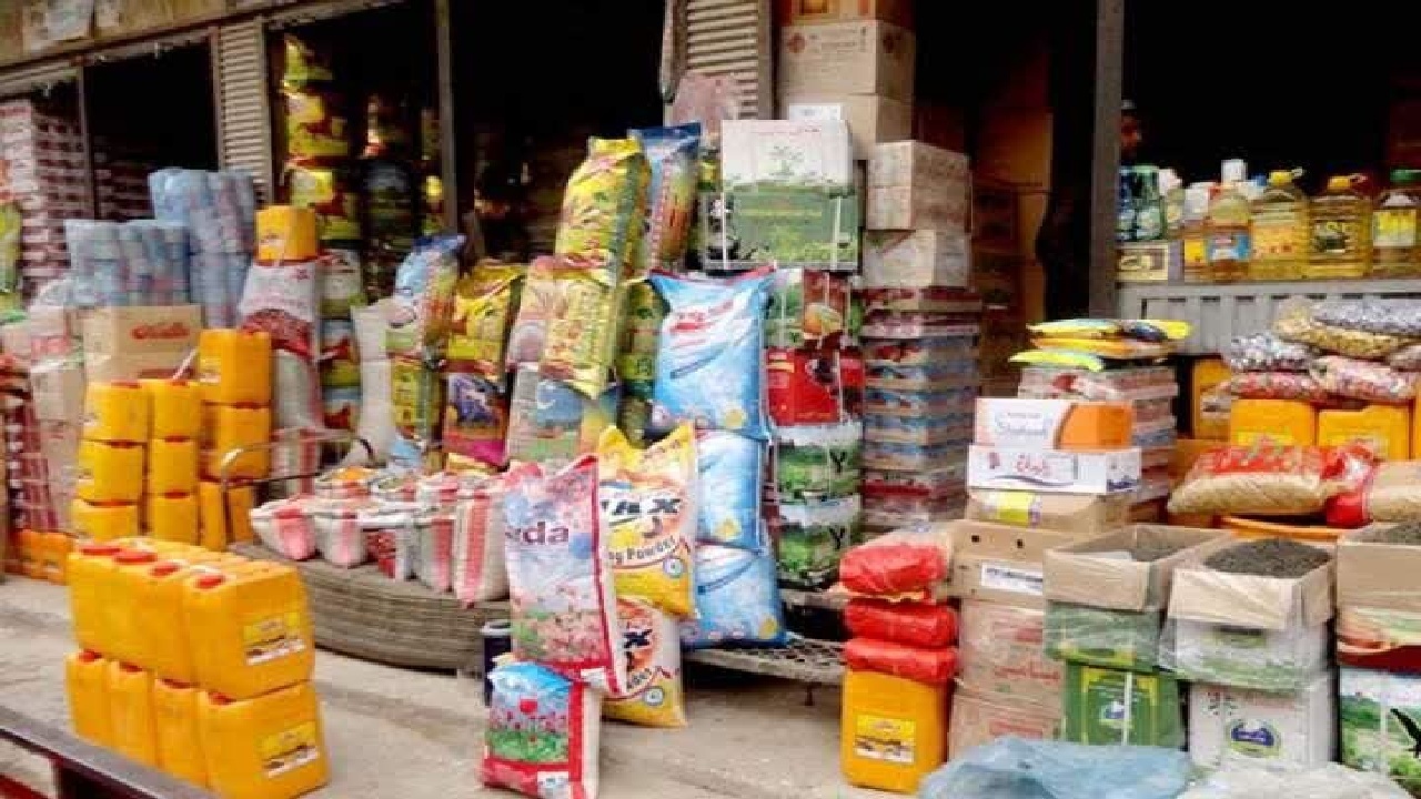 بیش از ۷۰ هزار تن انواع کالا‌های اساسی در لرستان ذخیره شد