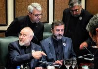 وقتی جهان میان فشار و گفت‌وگو سرگردان است