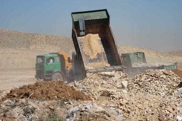 انتقال نخاله‌های ساختمانی شهر کرمانشاه در مسیر ساماندهی است