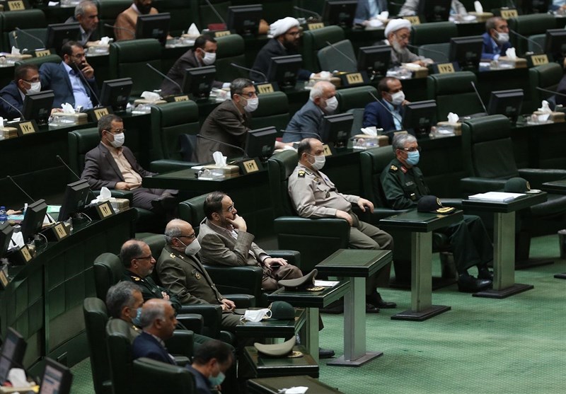 انفصال از خدمت در انتظار وزیری که نتواند نمایندگان مجلس را قانع کند