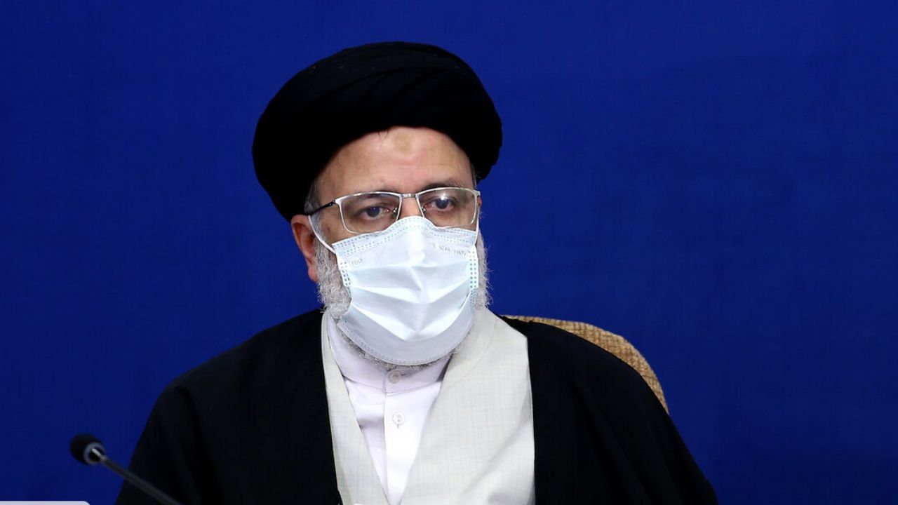 رسانه‌ها باید در بیان نقدهایشان آزاد باشند