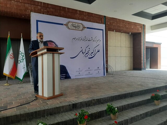 دولت انقلابی و ولایی سر کار آمده است