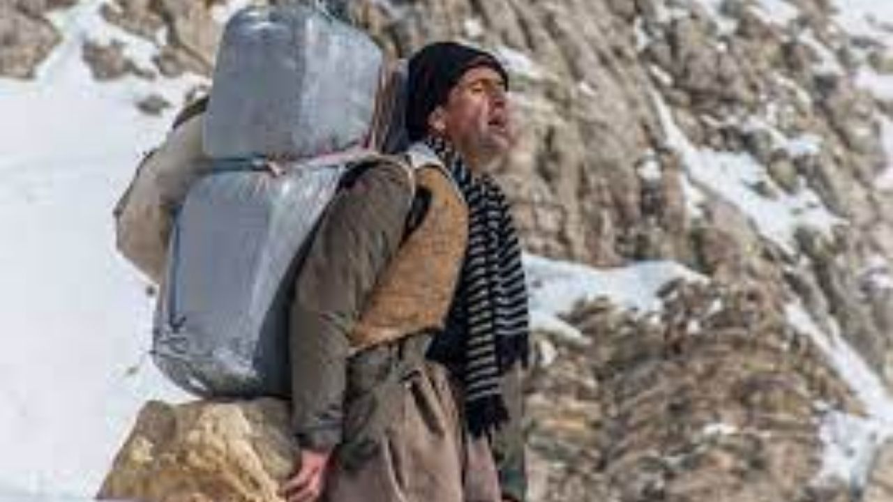 کولبران مرزی از تخفیف سود بازرگانی بهره مند می شوند