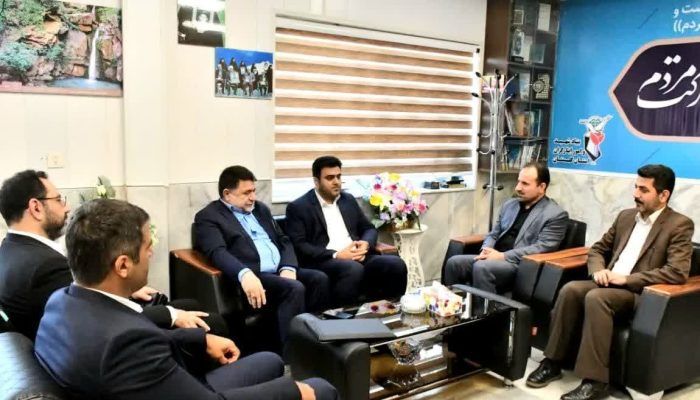 بیمه دی استان یکی از مهمترین بازوان بنیاد استان درارائه خدمت به جامعه ایثارگری وتکریم است