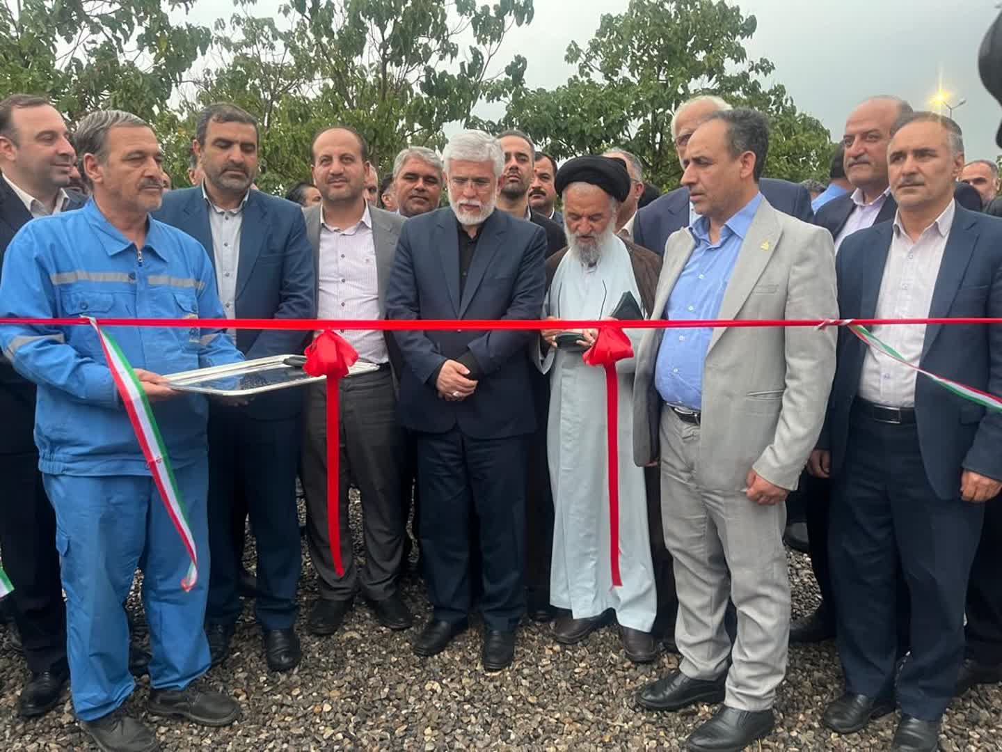 درآستانه چهلمین روز رئیس جمهور خدمت ،شهید رئیسی مصوبه دولت سیزدهم مبنی بر اجرای پروژه انتقال فر آورده نفتگاز به مرکز نیروگاه برق علی اباد