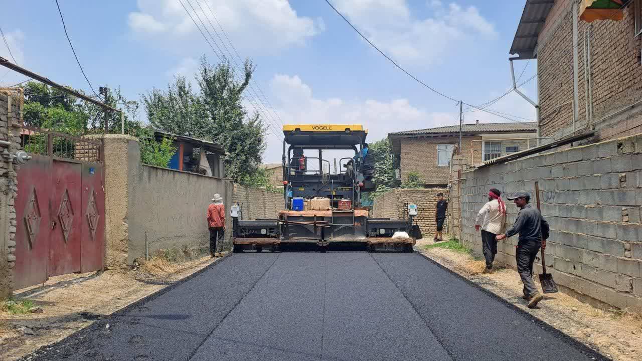 آسفالت ۵۶۰۰ متر مربع از معابر خاکی روستای والش آباد