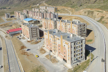 سند ۲۰۰ هکتار از اراضی دانشگاه لرستان و علوم پزشکی به نام راه و شهرسازی صادر شد