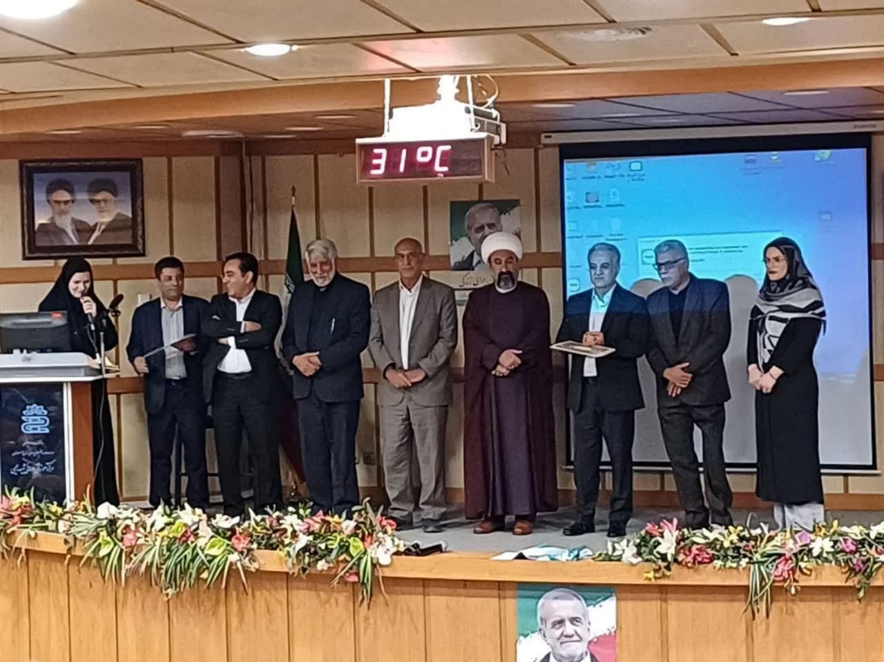 با تمام ظرفیت های موجود از دولت حمایت خواهیم کرد با تمام ظرفیت های موجود از دولت حمایت خواهیم کرد