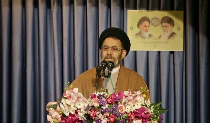 آمریکا به دنبال خلع سلاح هسته‌ای و موشکی ایران است